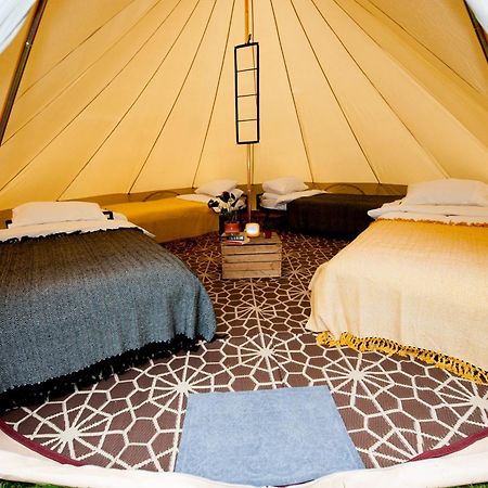 Nine Yards Bell Tents At The Tt - Castletown Bagian luar foto