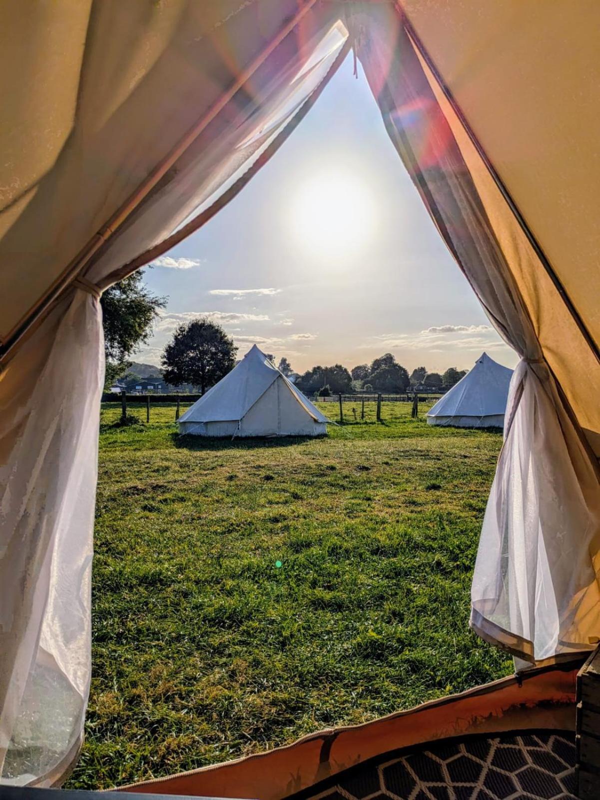 Nine Yards Bell Tents At The Tt - Castletown Bagian luar foto