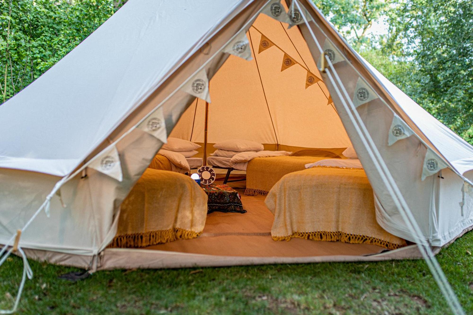 Nine Yards Bell Tents At The Tt - Castletown Bagian luar foto